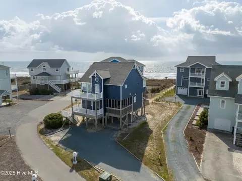 124 N Permuda Wynd Dr, North Topsail Beach, NC 28460