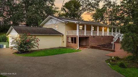 8422 Nc Highway 22 42, Bennett, NC 27208