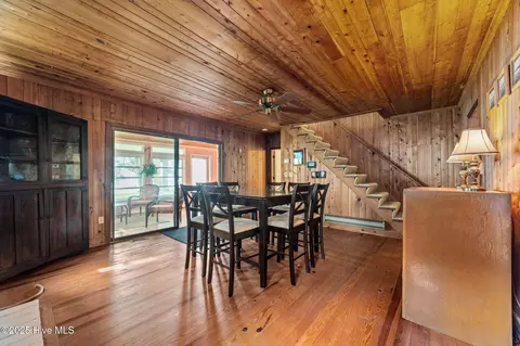 Dining - 645 Island View Rd, Bath, NC 27808 photo 3 of 3