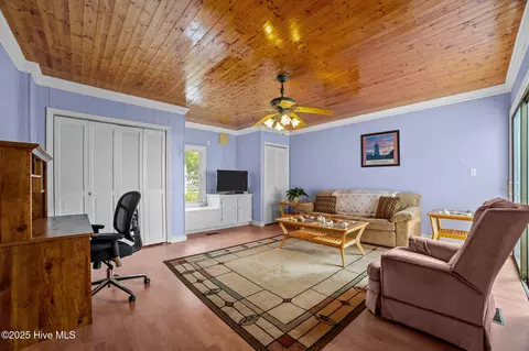 Living - 645 Island View Rd, Bath, NC 27808 photo 1 of 1