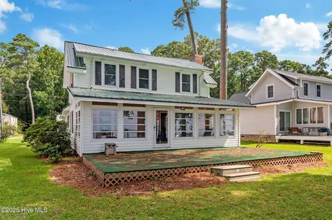 Exterior - 645 Island View Rd, Bath, NC 27808 photo 8 of 14