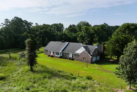 1922 New Hope Rd, Hertford, NC 27944