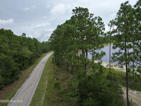 2695 E Boiling Spring Rd, Southport, NC 28461
