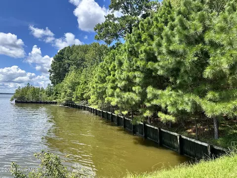 4 Waterview Street, Hertford, NC 27944