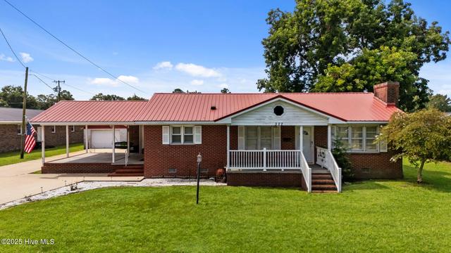 322 W Jones St, Trenton, NC 28585