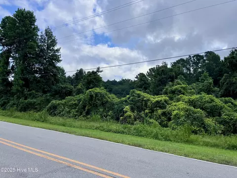 305 Belltown Rd, Havelock, NC 28532