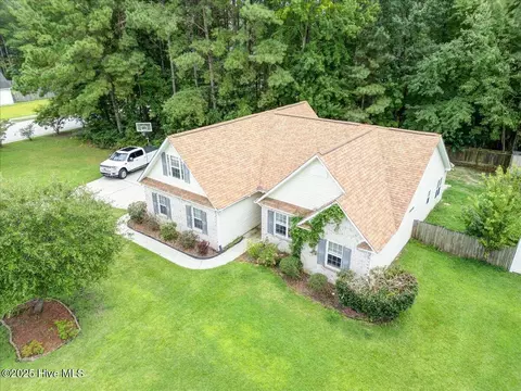 301 Derby Park Ave, New Bern, NC 28562