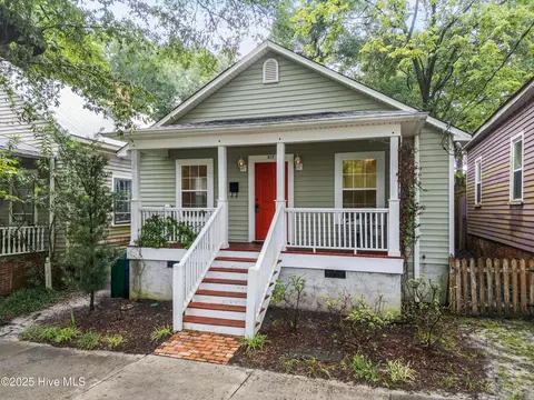 517 S 6th St, Wilmington, NC 28401