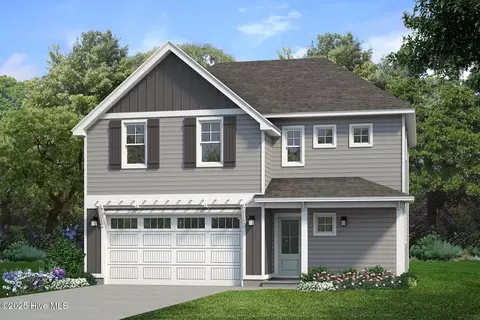 608 Chambers Dr, Southern Pines, NC 28387