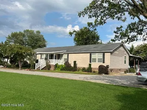 811 Low Ground Rd, Enfield, NC 27823