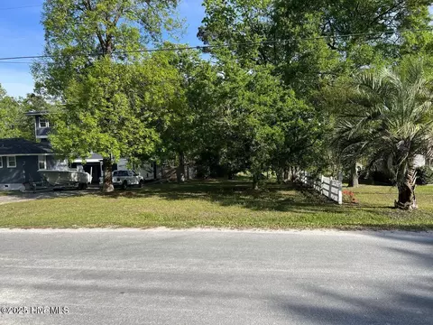 tbd Bahama Dr, Hampstead, NC 28443