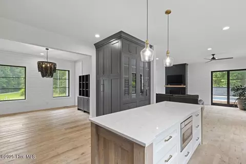 Kitchen - 107 Patton Ln, Hampstead, NC 28443 photo 6 of 12