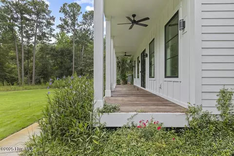 Exterior - 107 Patton Ln, Hampstead, NC 28443 photo 4 of 14