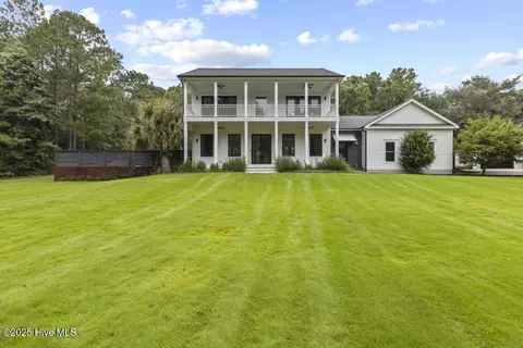 107 Patton Ln, Hampstead, NC 28443