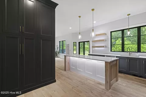 Kitchen - 107 Patton Ln, Hampstead, NC 28443 photo 10 of 12