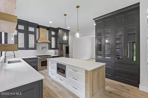 Kitchen - 107 Patton Ln, Hampstead, NC 28443 photo 5 of 12