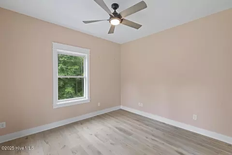 Bedroom - 107 Patton Ln, Hampstead, NC 28443 photo 4 of 4