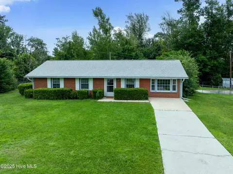 137 El Ogden Dr, Wilmington, NC 28411