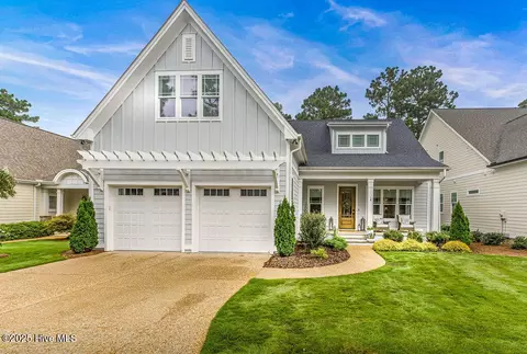 18 Ballybunion Ln, Pinehurst, NC 28374