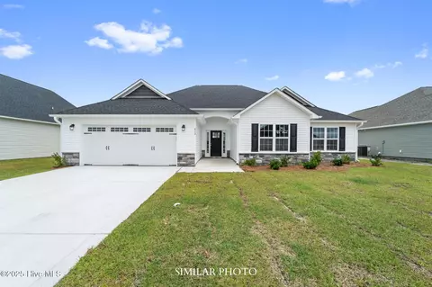 784 Regiment Rd, Jacksonville, NC 28546