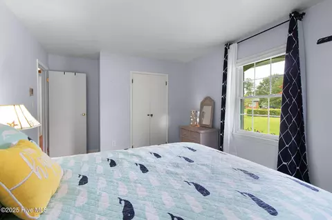 Bedroom - 201 Queens Rd, Hubert, NC 28539 photo 5 of 7