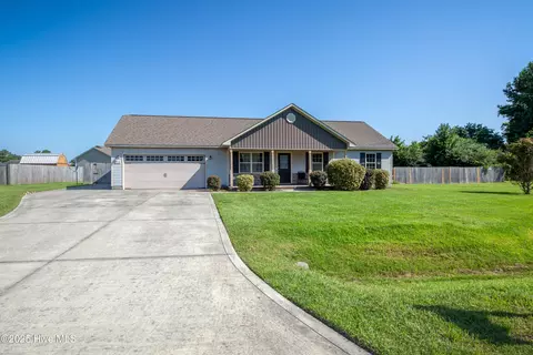 503 Celestial Ct, Jacksonville, NC 28546