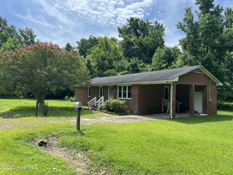 455 Saint Pauls Rd, Belhaven, NC 27810