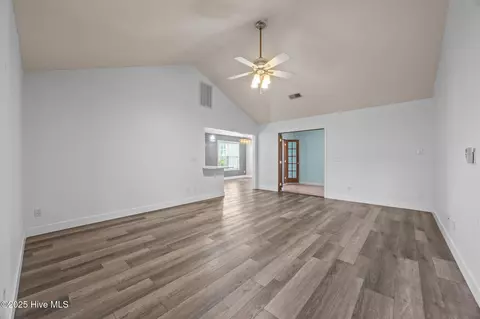 176 Lewis Rd, Hampstead, NC 28443 photo 7