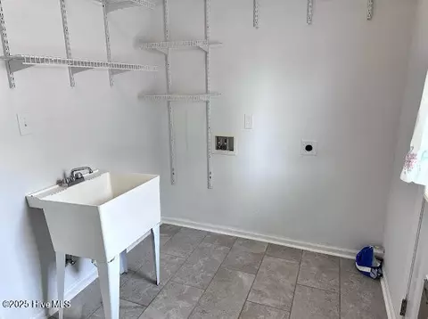 Other - 100 Daniel Ct, Richlands, NC 28574 photo 5 of 17