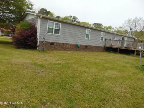267 Sixth St, Aurora, NC 27806 photo 4