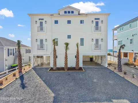 105 Ocean Blvd W, Holden Beach, NC 28462