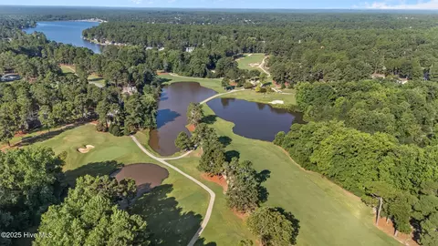 View/Area - 35 Turtle Point Rd, Pinehurst, NC 28374 photo 2 of 4