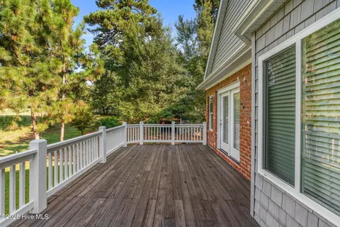Exterior - 35 Turtle Point Rd, Pinehurst, NC 28374 photo 11 of 13