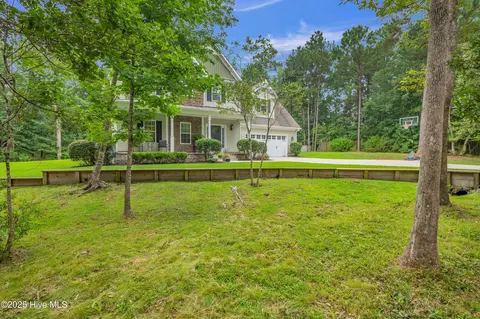 Exterior - 102 Chuckanut Dr, Hampstead, NC 28443 photo 1 of 11
