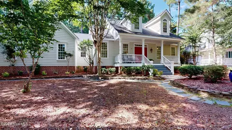15 Gingham Ln, Pinehurst, NC 28374