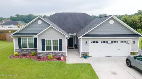 2845 Mockingbird Ln, Winterville, NC 28590
