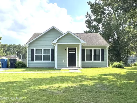 288 Huff Dr, Jacksonville, NC 28546