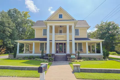 300 E Main St, Aberdeen, NC 28315