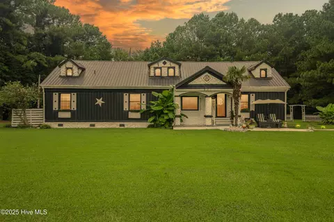 407 Haughton Rd, Edenton, NC 27932