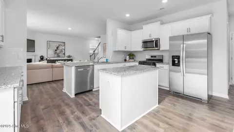1030 Minnette Cir, New Bern, NC 28562 photo 14