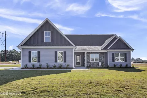 257 Talbert Dr, Rocky Point, NC 28457