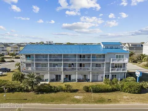 105 Tennessee Ave UNIT 203, Carolina Beach, NC 28428