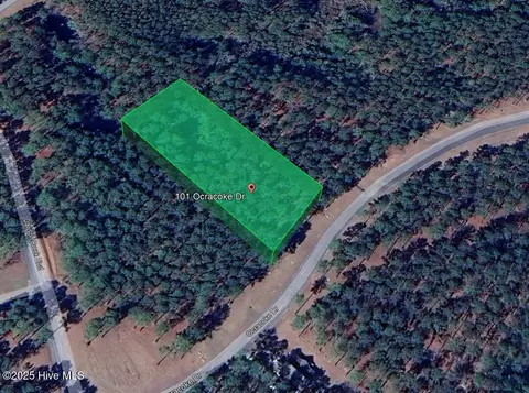 101 Ocracoke Dr, Oriental, NC 28571