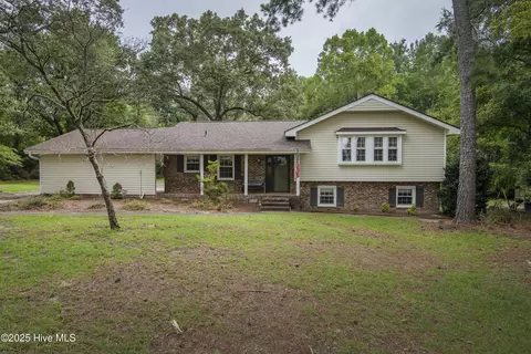 284 Northwoods Country Rd, Tarboro, NC 27886