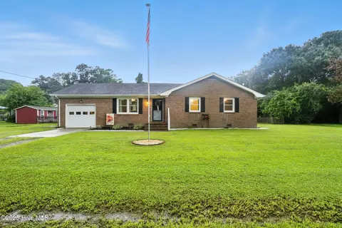 104 Marian Ave, Elizabeth City, NC 27909