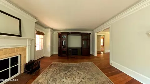 Living - 562 Elevation Rd, Four Oaks, NC 27524 photo 3 of 4