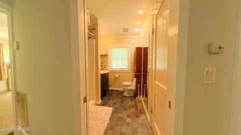 Entry Way - 562 Elevation Rd, Four Oaks, NC 27524 photo 3 of 6