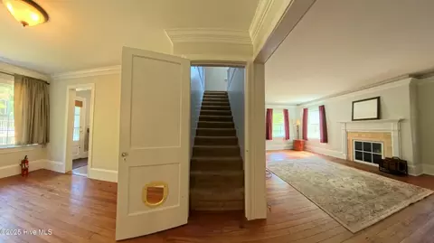 Entry Way - 562 Elevation Rd, Four Oaks, NC 27524 photo 4 of 6