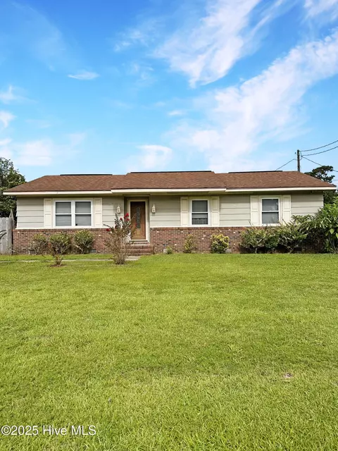 117 Kingston Rd, Wilmington, NC 28409