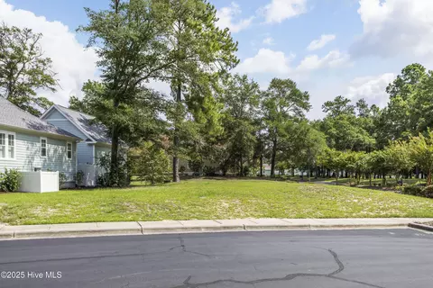 9231 Rivendell Pl SW, Calabash, NC 28467